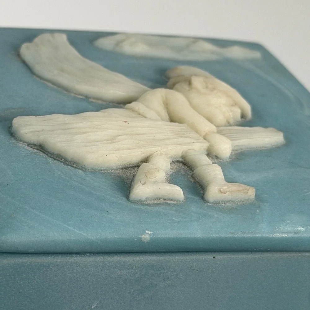 Vintage Jewelry Trinket Box Small Blue Man Mythical Man Elf Fairycore‎ USA
